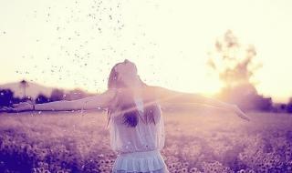 仰望幸福的角度